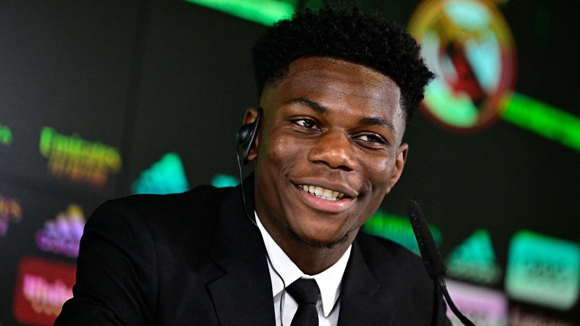 纳姆的正式 纳姆的正式